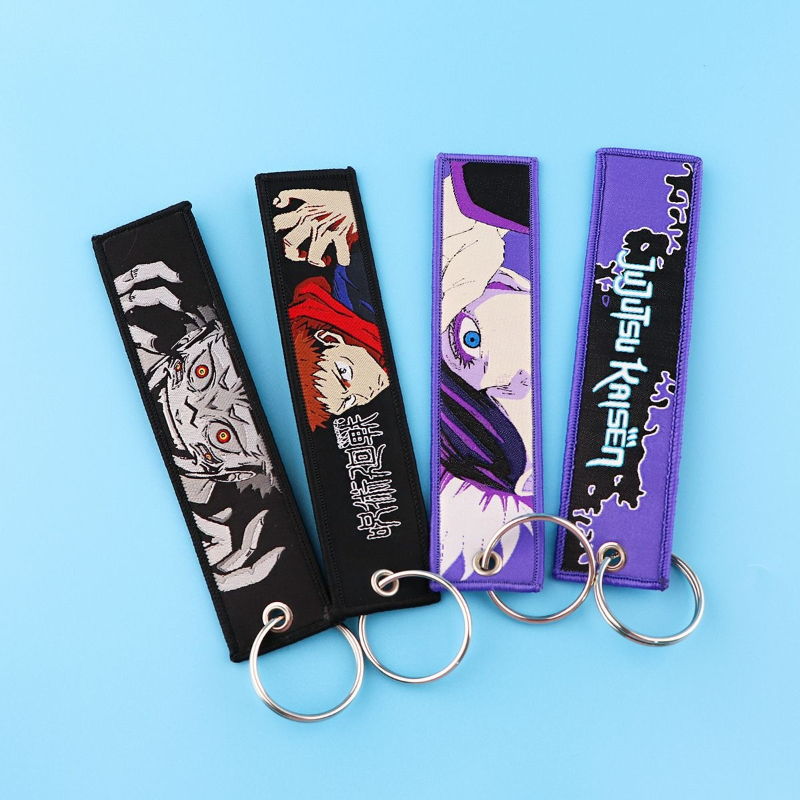 Merchandise Anime Jujutsu Kais - Anime Merchandise Keychains recensione e prezzo